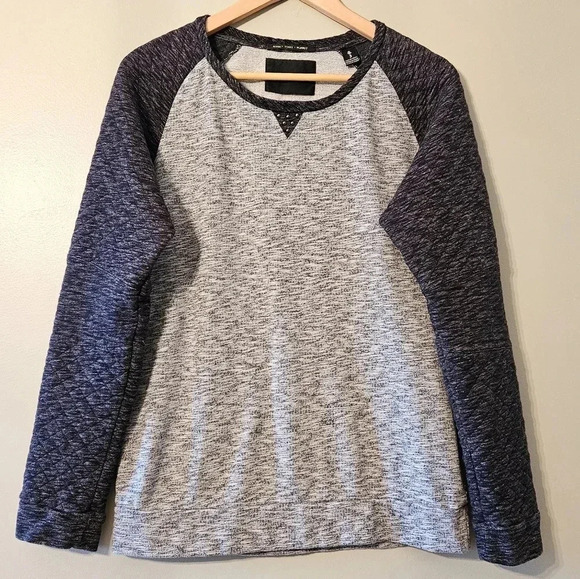 Scotch & Soda Maison Scotch Moon Stars Planet Long Sleeve Crewneck Sweatershirt. - Picture 4 of 14